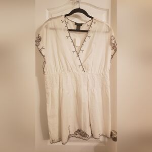 New! Lovely Sleeveless V-neck top with brown embroidery (W)